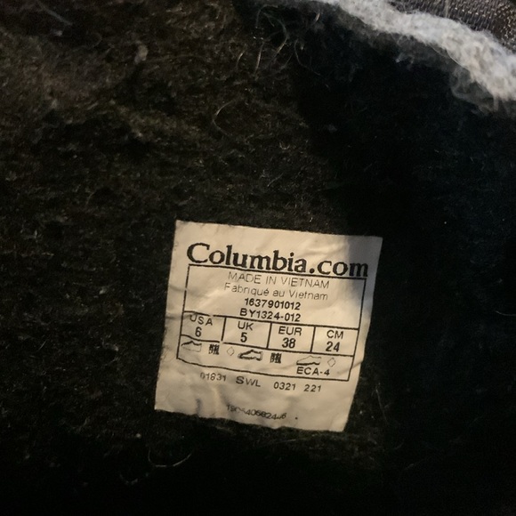 Columbia Boys winter boots - Picture 2 of 5